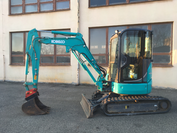 Minirypadlo Kobelco SK 28